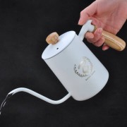 Barista Space White Kettle czajnik 600 ml | CoffeeLove