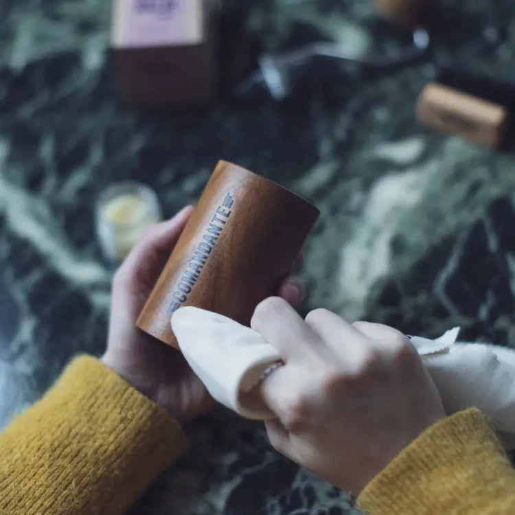 Comandante wood care kit - zestaw do pielęgnacji młynka | CoffeeLove