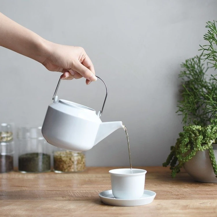 Kinto LT teapot 600ml | CoffeeLove