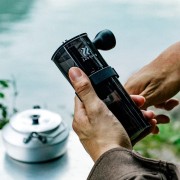 Hario Zebrang Handy Coffee Mill ręczny żarnowy młynek do kawy | CoffeeLove