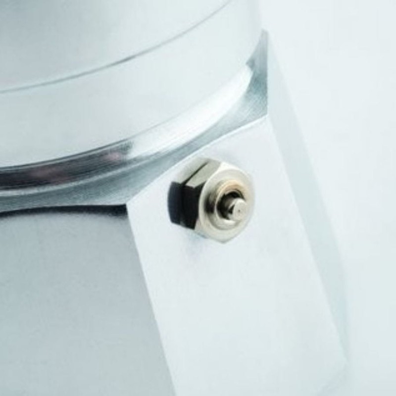 Bialetti Moka Express | CoffeeLove