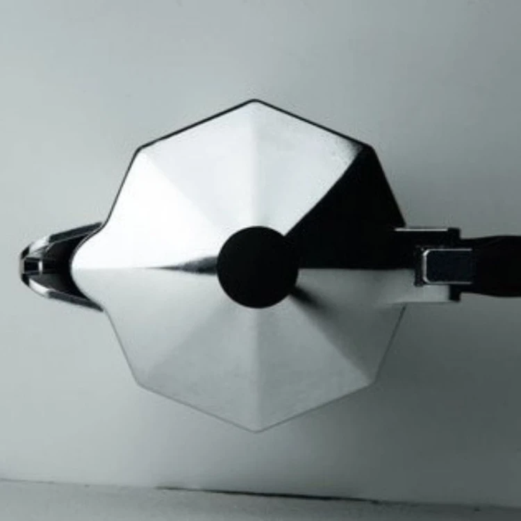 Bialetti Moka Express | CoffeeLove