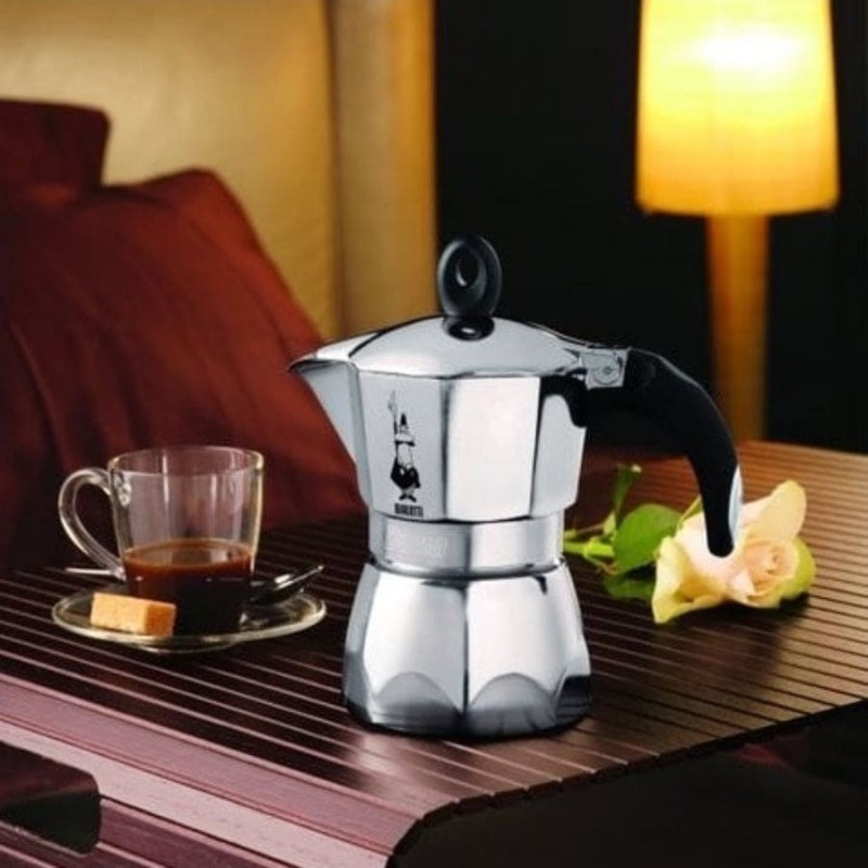 Bialetti Moka Express | CoffeeLove