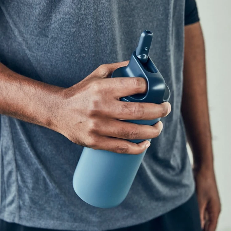 Kinto Active Tumbler 600 ml biały | CoffeeLove