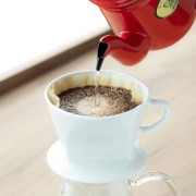 Kalita Enamel Pot Kettle 1.0 l Red | CoffeeLove