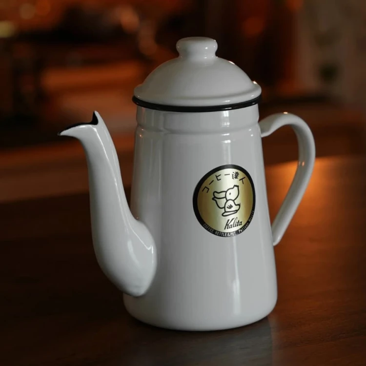 Kalita Enamel Pot Kettle 1.0 l White | CoffeeLove