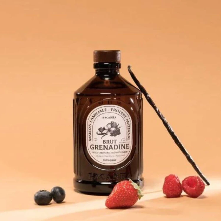 Bacanha syrop o smaku grenadyny 400 ml | CoffeeLove