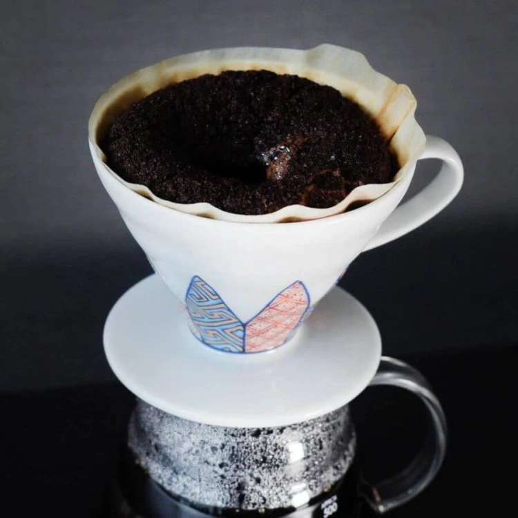 Hario V60-02 dripper ceramiczny Tachikichi Shozui | CoffeeLove