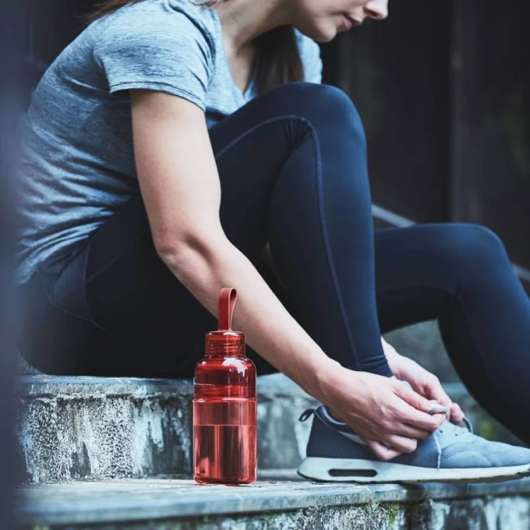 Kinto Workout Red butelka 480 ml | CoffeeLove