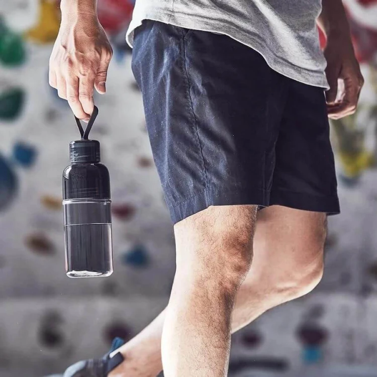 Kinto Workout Smoke butelka 480 ml | CoffeeLove
