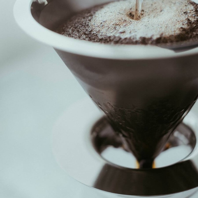 Hario V60-02 Double Mesh Dripper metalowy grafitowy | CoffeeLove