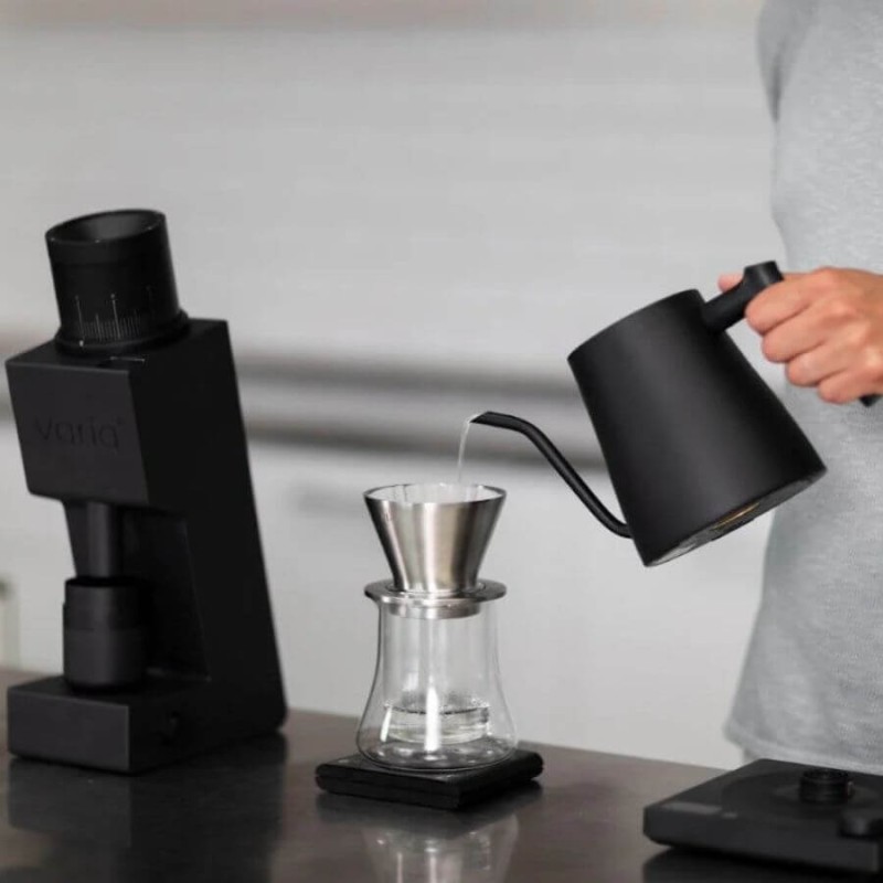 Varia AURA Kettle czarny 0,8 l | CoffeeLove