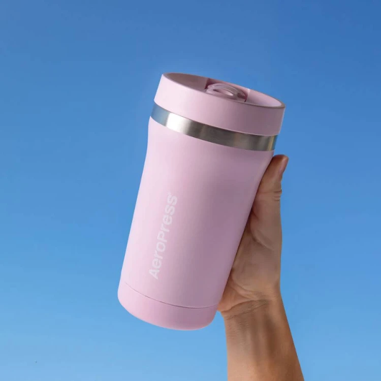 AeroPress Go Plus różowy | CoffeeLove