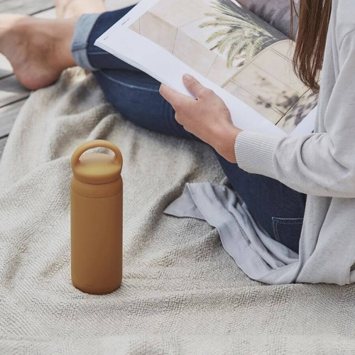 Kinto Day Off Tumbler yellow 500 ml | CoffeeLove