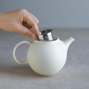 Kinto Pebble teapot czajniczek do herbaty 480 ml | CoffeeLove