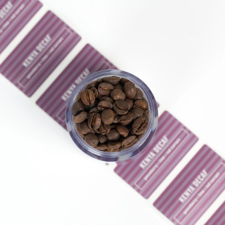 Roastains Kenia Decaf filtr 250 g | CoffeeLove
