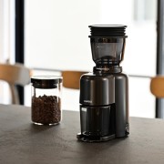 Hario Electric Coffee Grinder Compact N Black Młynek elektryczny | CoffeeLove