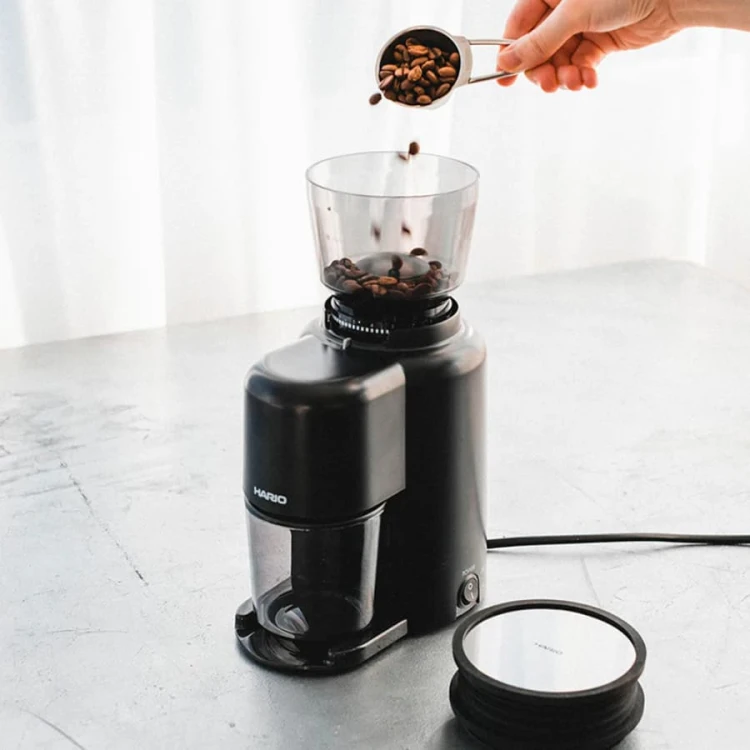 Hario Electric Coffee Grinder Compact N Black Młynek elektryczny | CoffeeLove