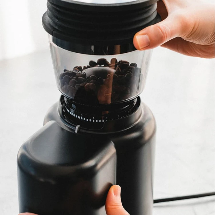 Hario Electric Coffee Grinder Compact N Black Młynek elektryczny | CoffeeLove