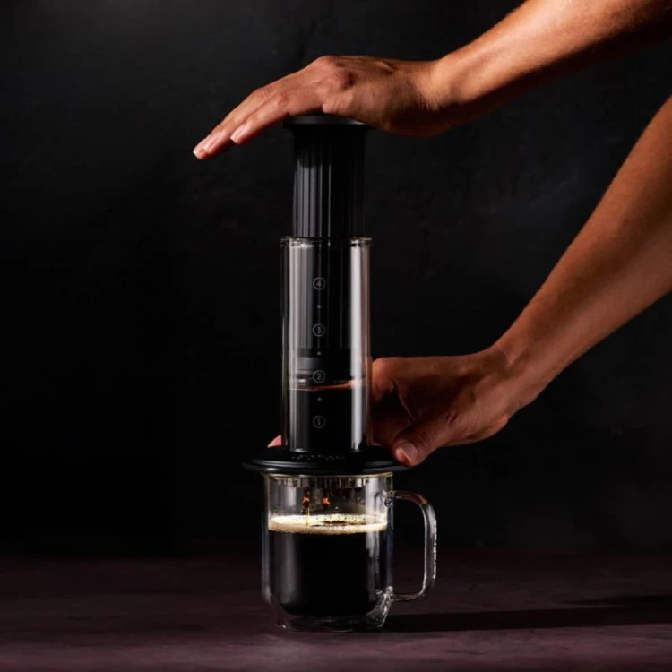 AeroPress Premium Black | CoffeeLove