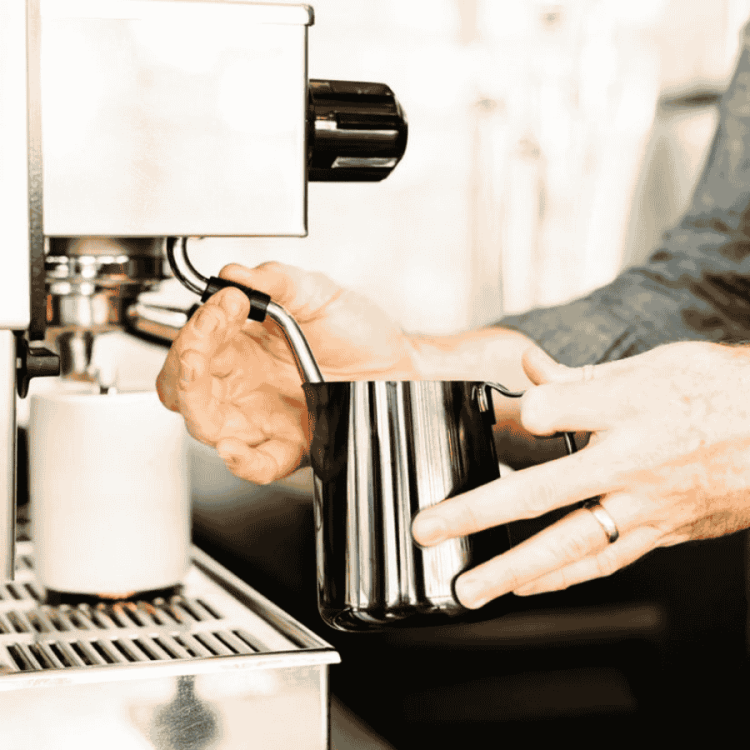 Fellow Eddy Steaming Pitcher 360 ml srebrny | CoffeeLove