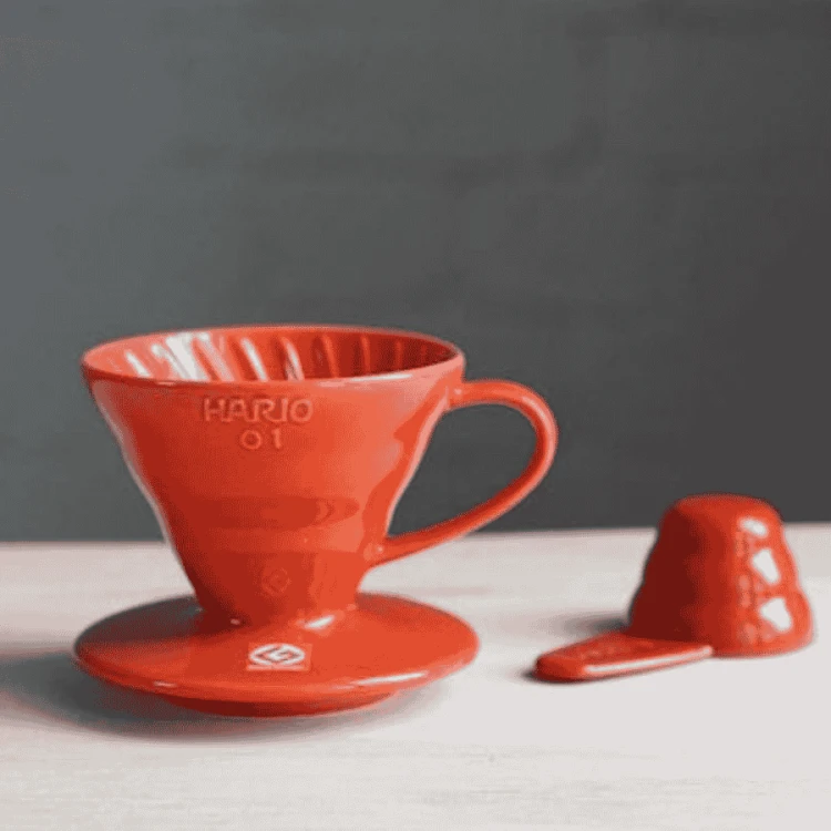 Hario dripper V60-01 ceramiczny czerwony | CoffeeLove