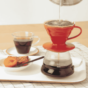 Hario dripper V60-01 ceramiczny czerwony | CoffeeLove
