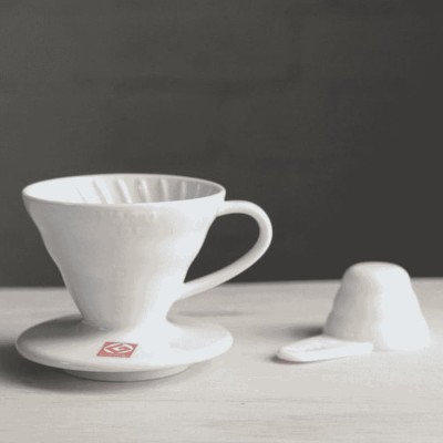 Hario dripper V60-02 ceramiczny biały | CoffeeLove