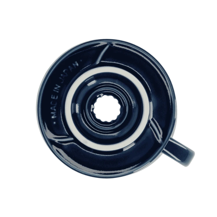 Hario V60-02 dripper ceramiczny indigo | CoffeeLove