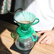 V60 Dripper Server Set Bamboo Green | CoffeeLove