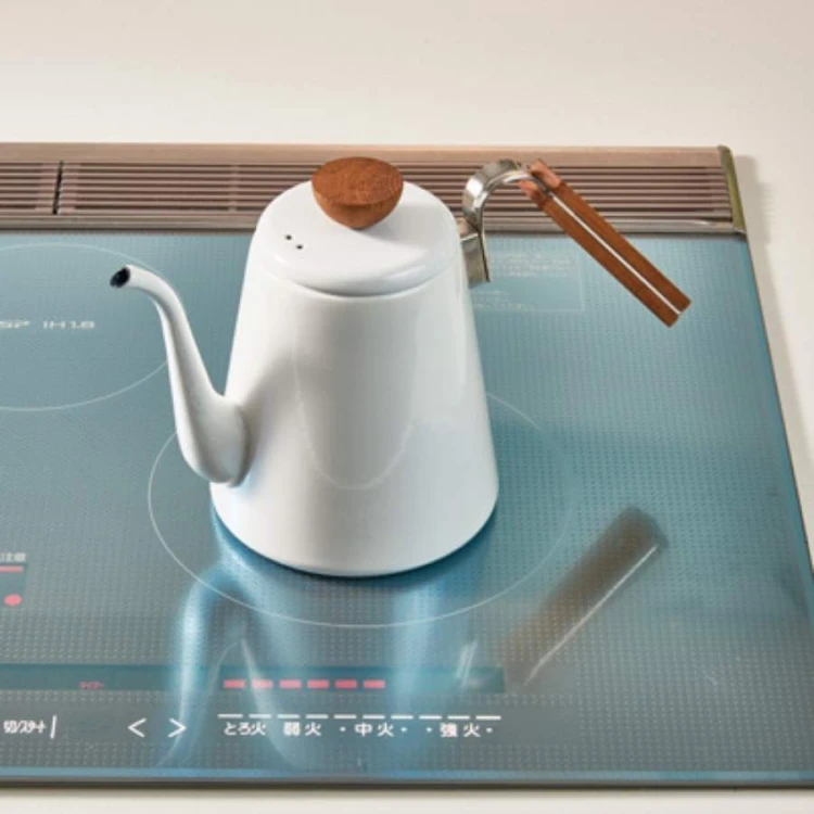 Hario Bona Coffee Enamel Drip Kettle 0,8l 1 | CoffeeLove