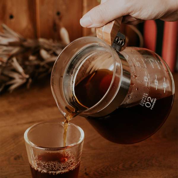 Hario Server Olive Wood 600 ml | CoffeeLove