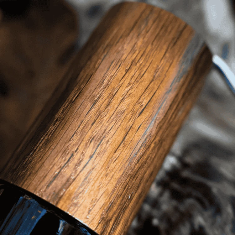 Comandante C40 MK4 Nitro-Blade Vintage Oak Classic | CoffeeLove