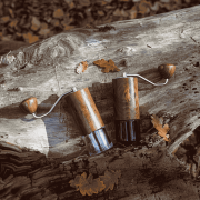 Comandante C40 MK4 Nitro-Blade Vintage Oak Royal | CoffeeLove