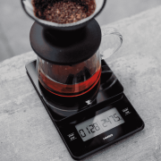 Hario Barista Scale Black waga do kawy | CoffeeLove