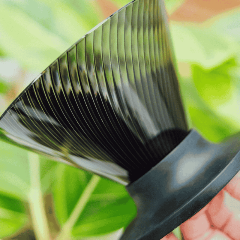 Hario V60-02 Dripper tritanowy NEO czarny | CoffeeLove