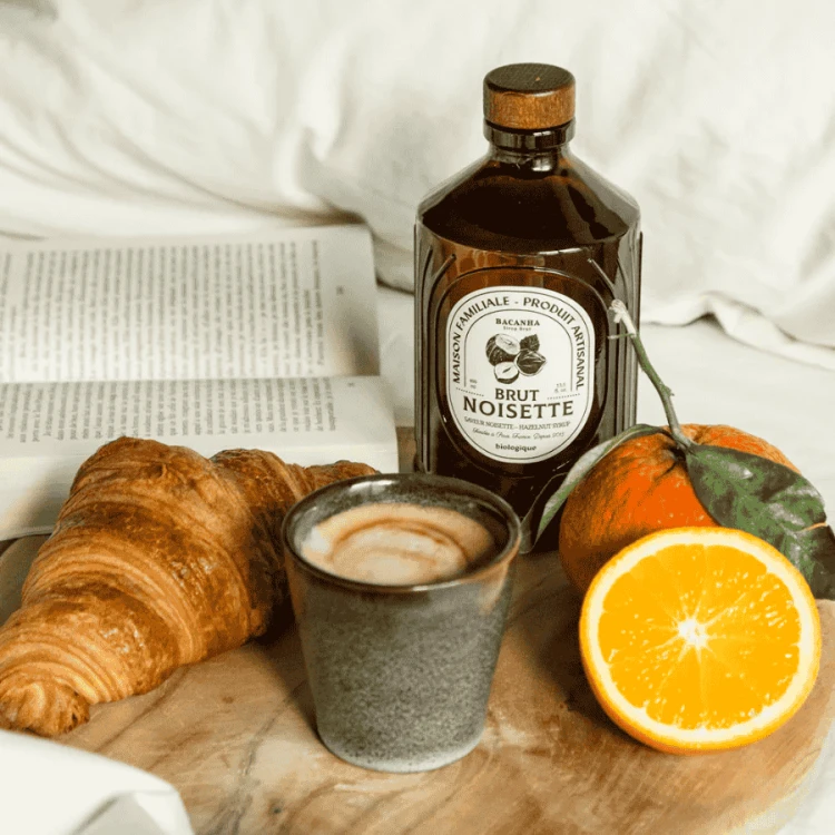Bacanha syrop o smaku orzechów laskowych 400 ml | CoffeeLove