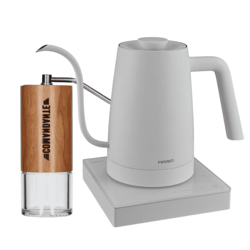 Comandante C40 MK4 Nitro-Blade American Cherry młynek ręczny do kawy +  Hario Czajnik elektryczny Lyra 800 ml Biały