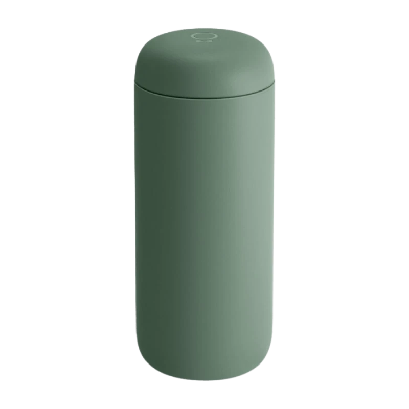 Fellow Carter Move Mug Smoke Green kubek termiczny 473 ml | CoffeeLove