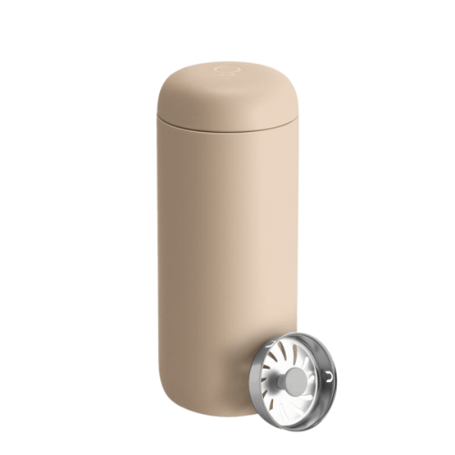 Fellow Carter Move Mug Sand Dune kubek termiczny 473 ml | CoffeeLove