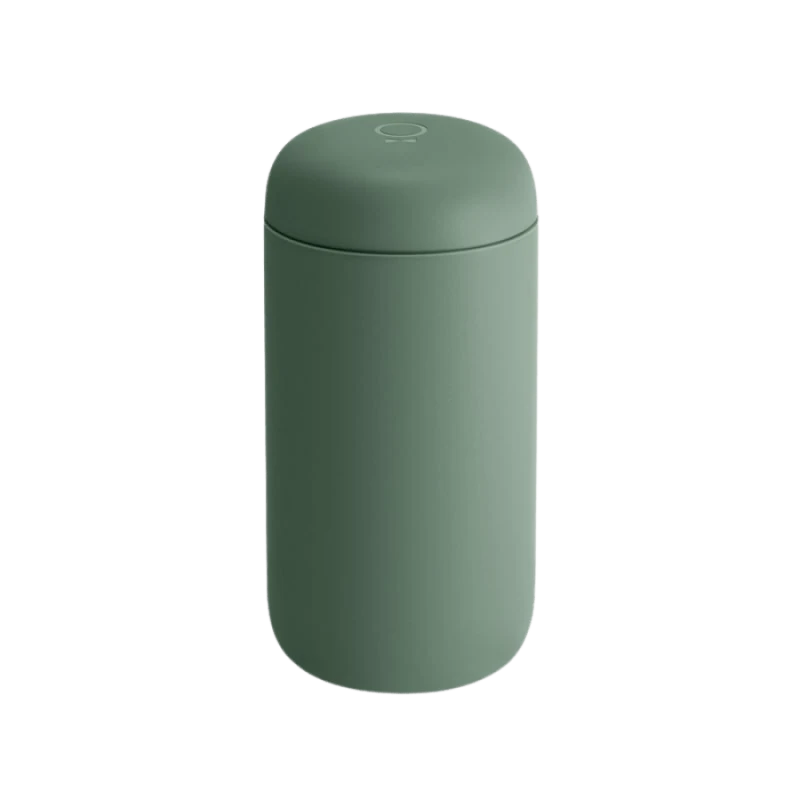 Fellow Carter Move Mug Smoke Green kubek termiczny 355 ml | CoffeeLove