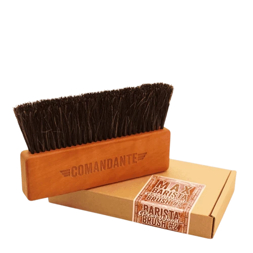 Comandante Barista Brush #2 szczotka z drewna gruszy i naturalnego włosia