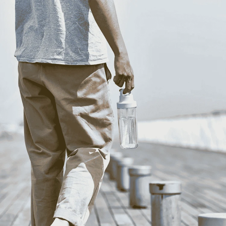 Kinto To Go Bottle 480 ml | CoffeeLove