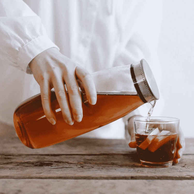 Kinto Unitea cold brew carafe 1.1l | CoffeeLove