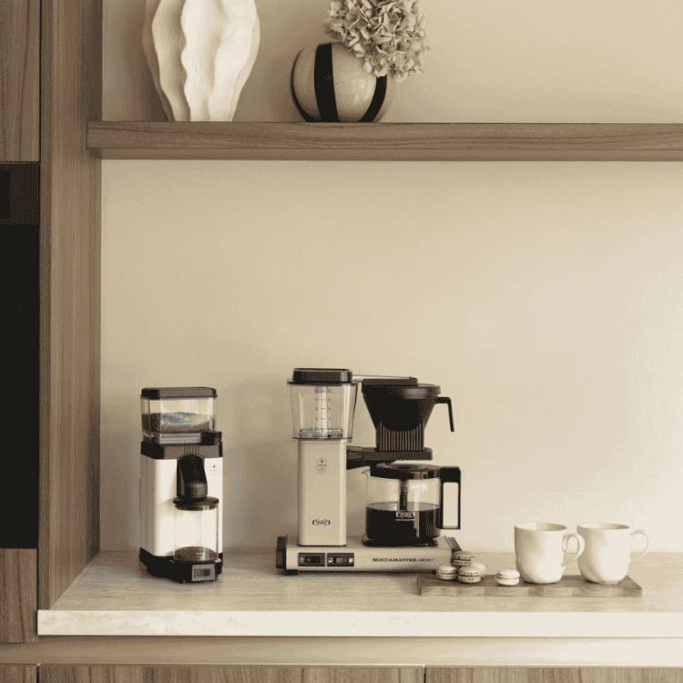 Moccamaster Select Sandstone | CoffeeLove