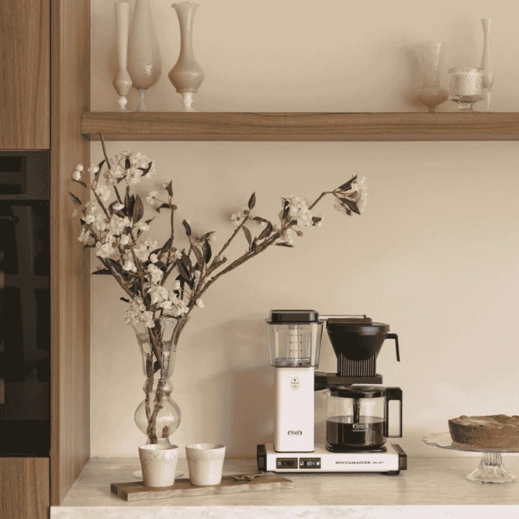 Moccamaster Select Cherry Blossom | CoffeeLove