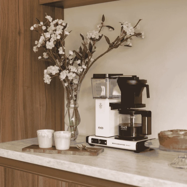 Moccamaster Select Cherry Blossom | CoffeeLove