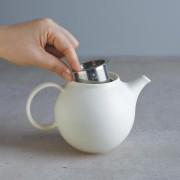 Kinto Pebble teapot czajniczek do herbaty 480 ml | CoffeeLove
